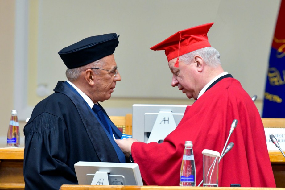 Прошлое и настоящее университета будущего