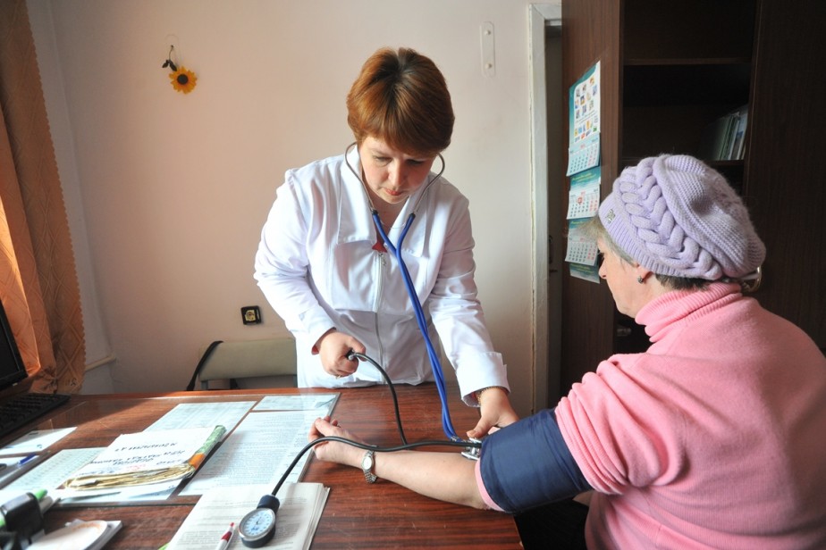 Медики новых регионов получат социальную поддержку