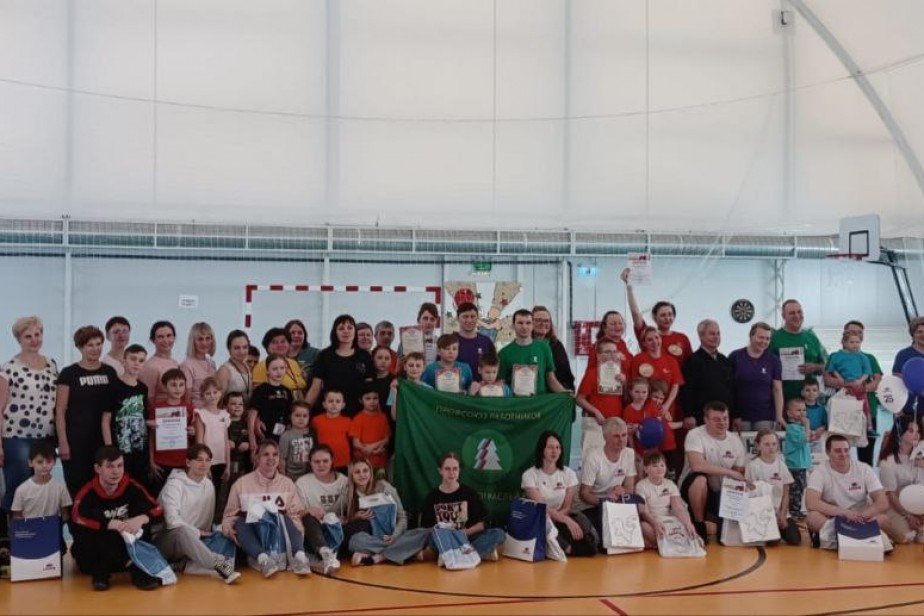 Профсоюзные "Весёлые старты" прошли в Чудово