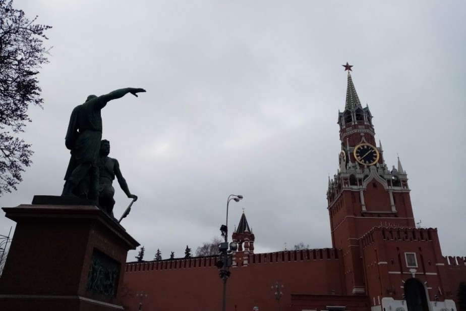 У Кремля нет позиции по увеличению или сокращению рабочей недели