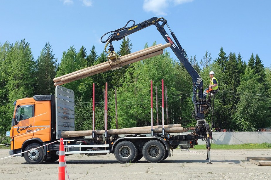 Конкурс профессионального мастерства среди водителей прошел в Сыктывкаре