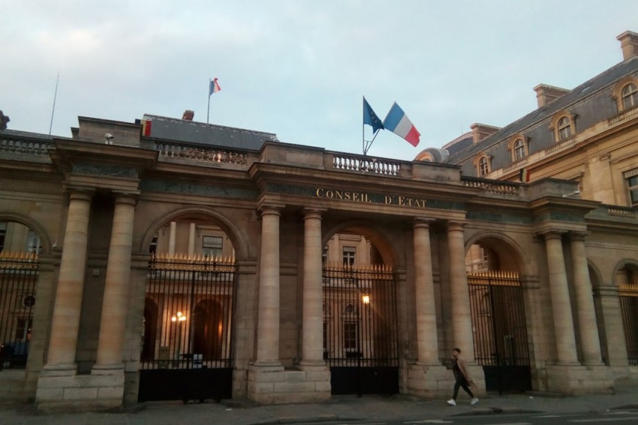 Впервые за 10 лет Франция сократит госрасходы