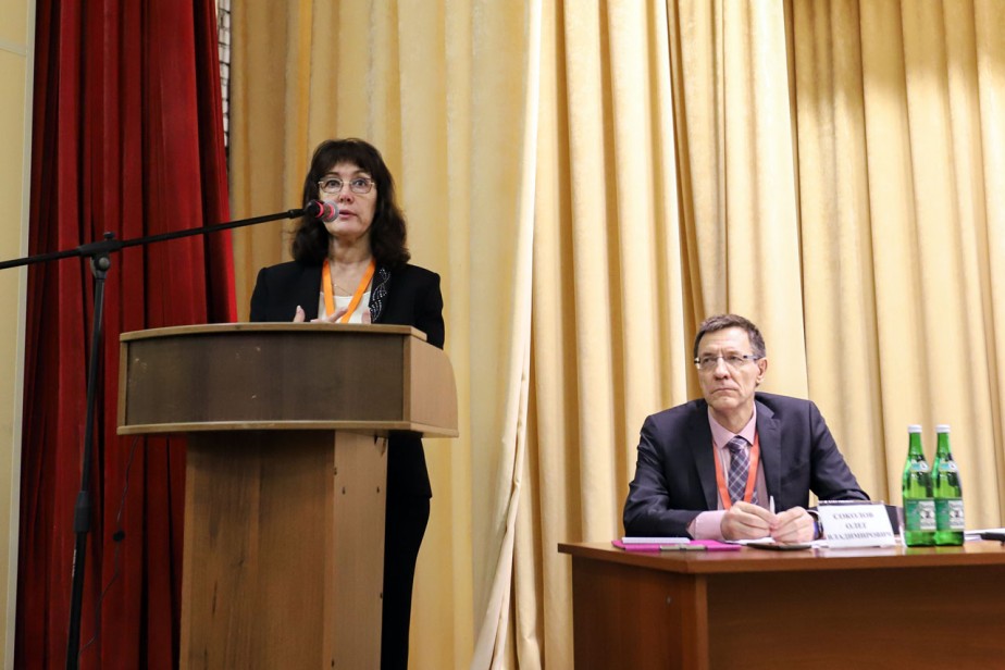 Нам надо поговорить