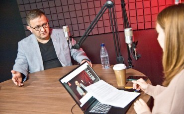 Зампред ФНПР подвел итоги года в прямом эфире