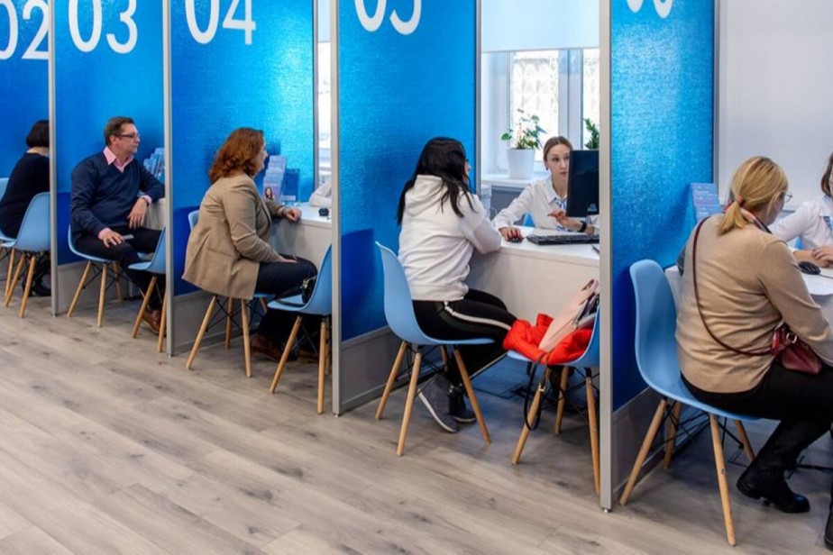 Меры господдержки для безработных и россиян под риском увольнения продлили