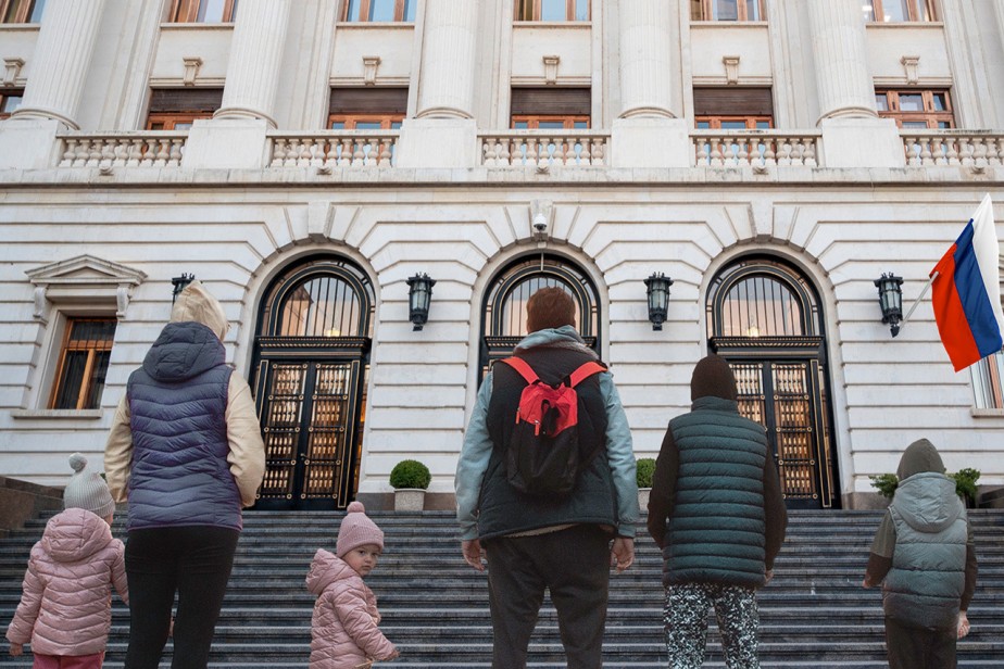 Для детей из многодетных семей предлагают сократить стоимость обучения в вузах вдвое