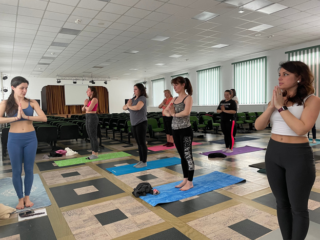 Производственную гимнастику по-новому проводят в Сургутских электрических сетях