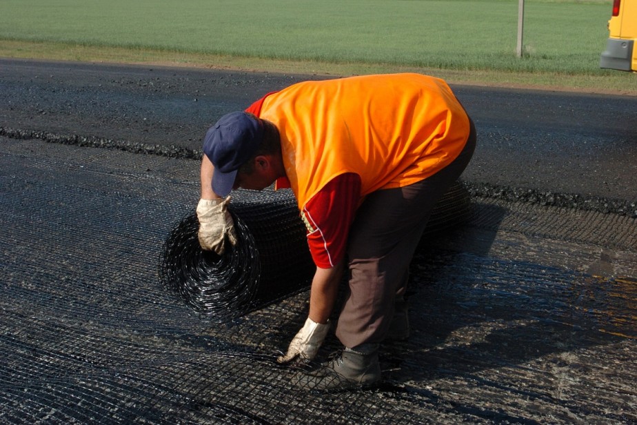 Мигрантам могут разрешить работать по одному патенту во многих регионах