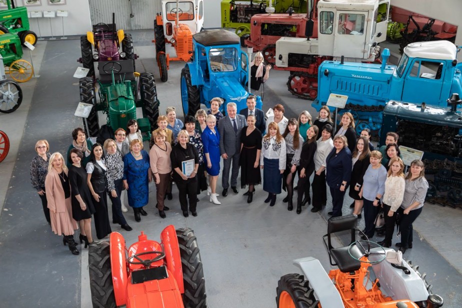 Профорганизация " Тракторных заводов" приняла участие во встрече Cоюза женщин Чувашии