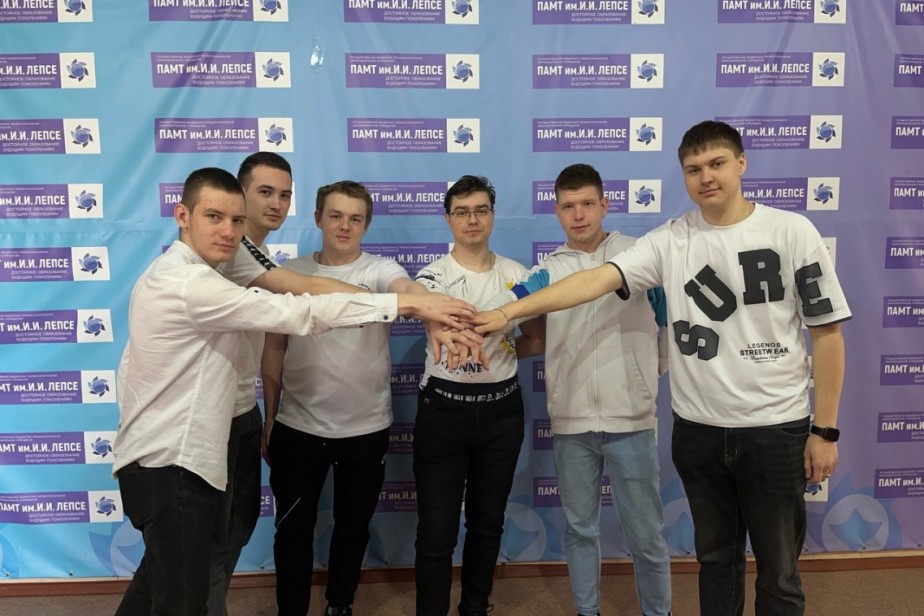 Студенты Павловского автомеханического техникума присоединились к фотоакции