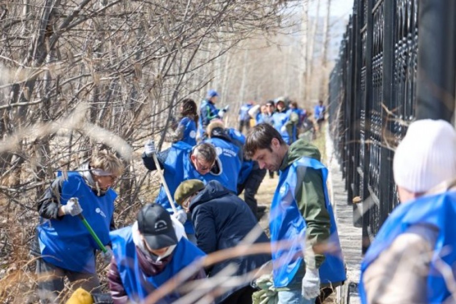 Сотрудники исполнительного аппарата «Россети Тюмень»  вышли на профсоюзный субботник