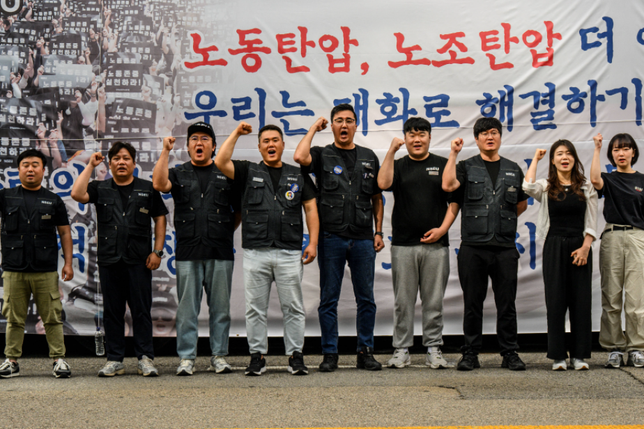 Трехдневная забастовка сотрудников южнокорейского Samsung перешла в бессрочную