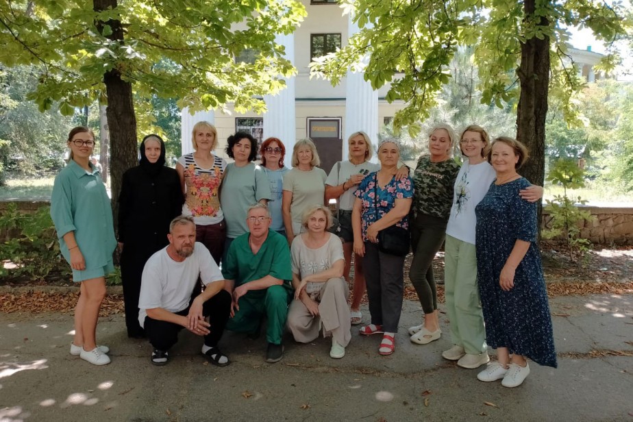 Сострадать, любить, помогать