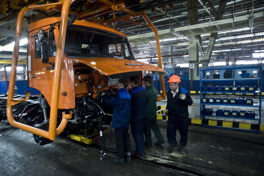 Путин подписал закон о наставничестве