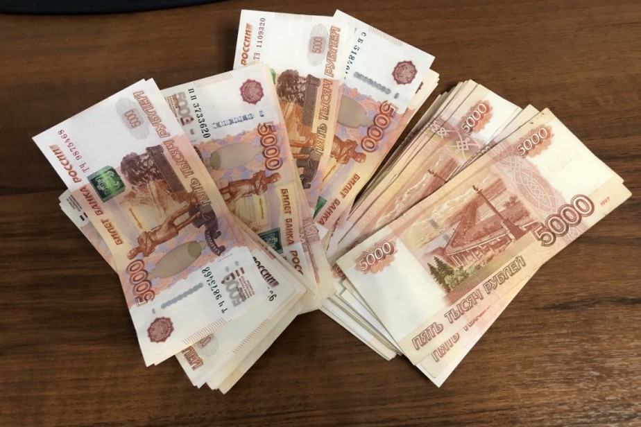 Инфляция в России превысила 9%