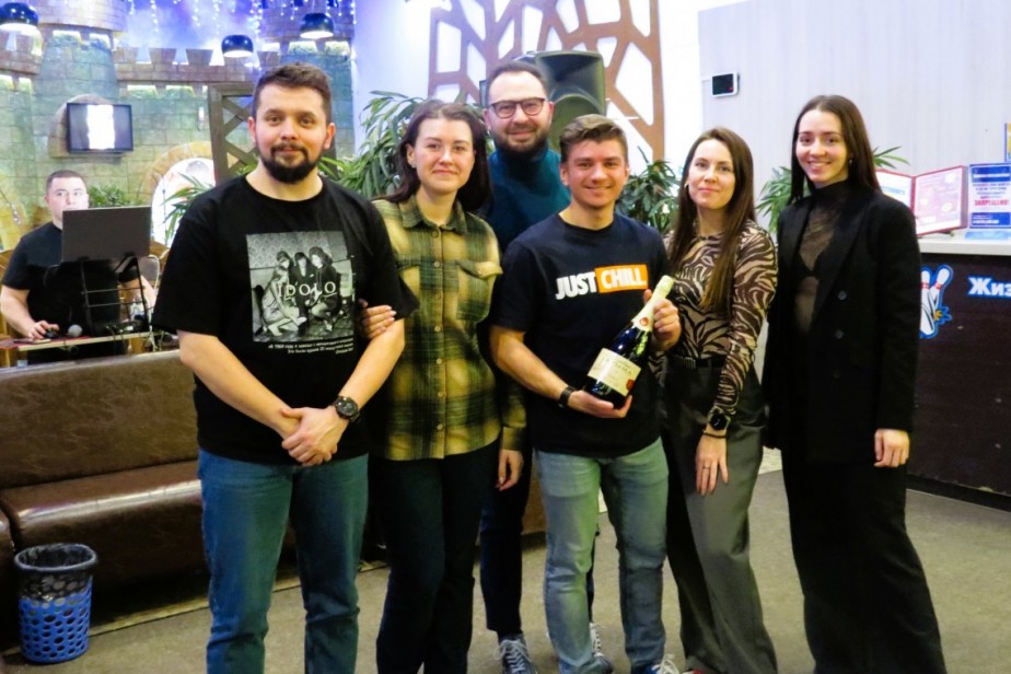 Молодежь Сыктывкарского лесопромышленного комплекса победила в профсоюзном боулинге