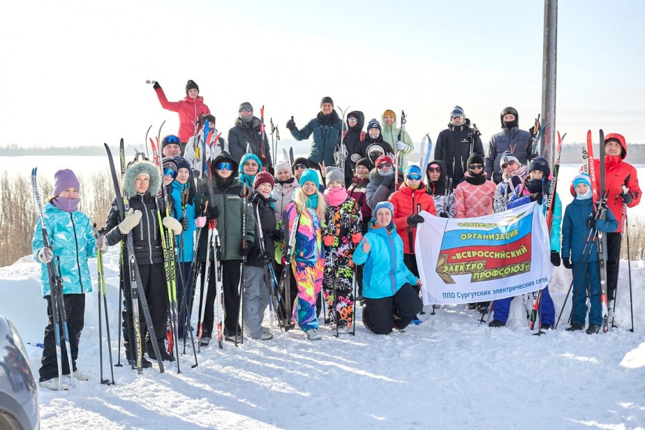 12-километровое путешествие членов профсоюза с «Моржами Сургута»