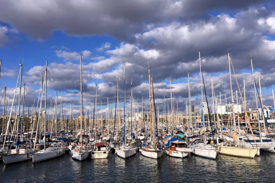 МОТ рекомендовала поднять минимальную оплату труда моряков