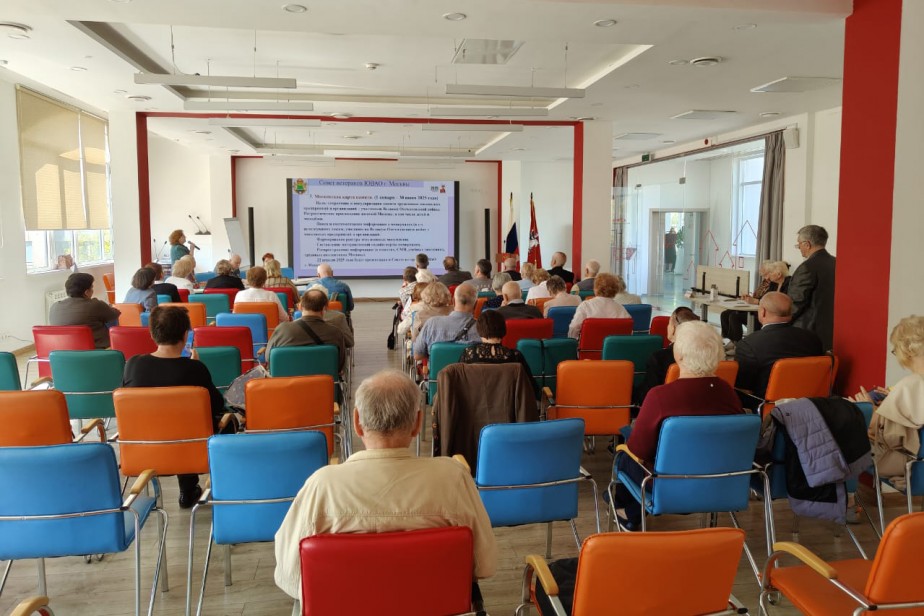 «Московскую карту памяти» представили ветеранам и волонтерам