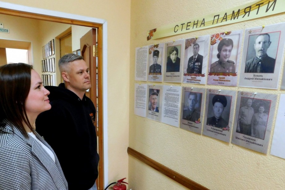 Остаются рядом с нами навсегда. Свердловские профсоюзы создали «Стену Памяти»