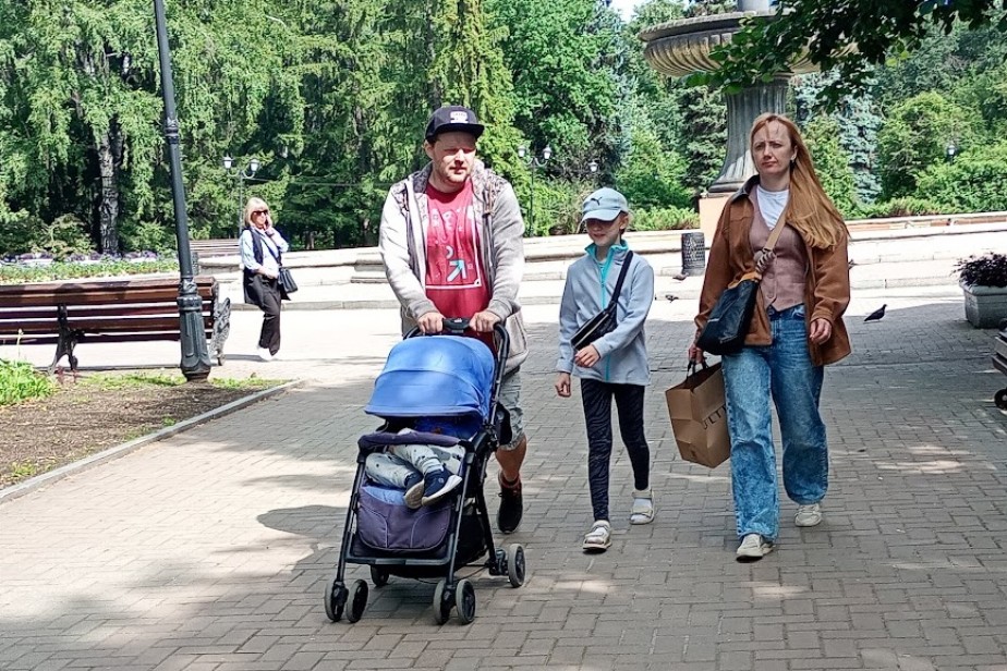 Депутаты предлагают снижать пенсионный возраст родителей за каждого ребенка