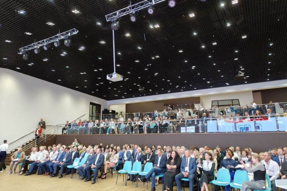 В Сочи стартовал интеллект-форум «Профсоюзы. XXI век. Мотивы и стимулы»