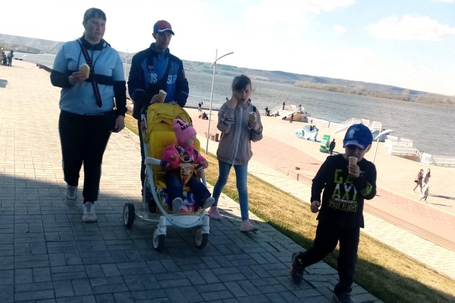 Мишустин: 9,5 млн детей воспитываются в многодетных семьях