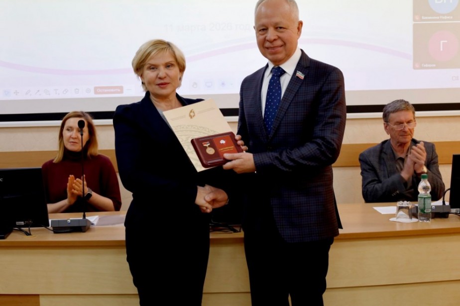 Профсоюзный лидер КАМАЗа отмечен наградой ФПРТ