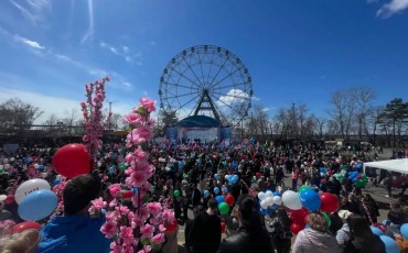 В Хабаровске на первомайскую акцию профсоюзов вышли 7 тыс. человек