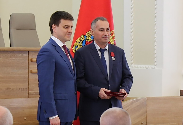 Олег Исянов награждён медалью ордена «За заслуги перед Отечеством»