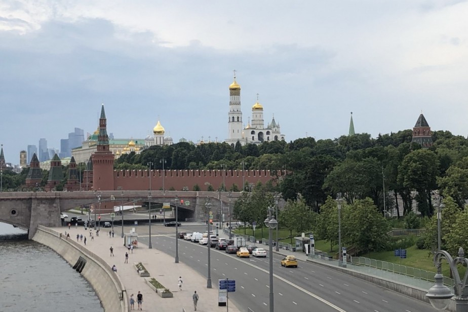 Профсоюзы России организуют экскурсию для детей из Беларуси