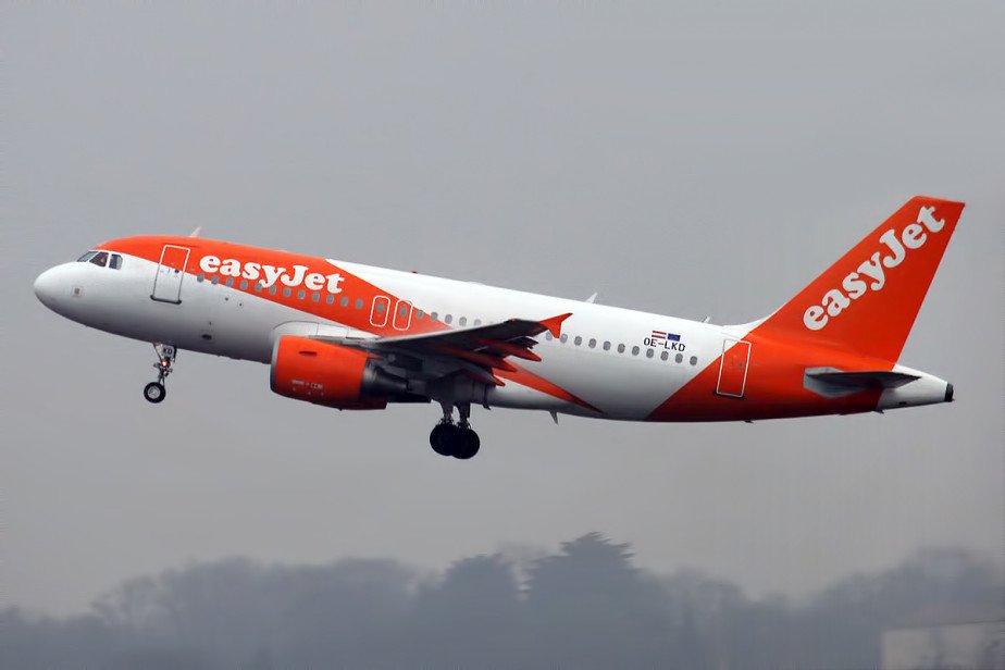 Французские бортпроводники easyJet выйдут на забастовку