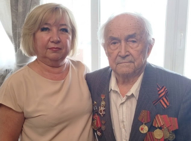 100 лет легенде: коллектив ПАО «Туймазинский завод автобетоновозов» поздравил ветерана ВОВ Геннадия Филинова с юбилеем