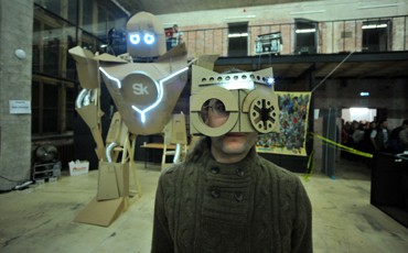 Давайте делать роботов!