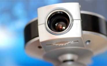 Будем судиться из дому...