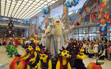 Главная елка страны вышла на старт