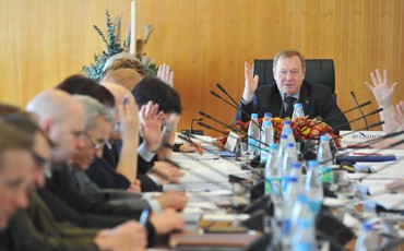 Люди государевы: успехи и проблемы