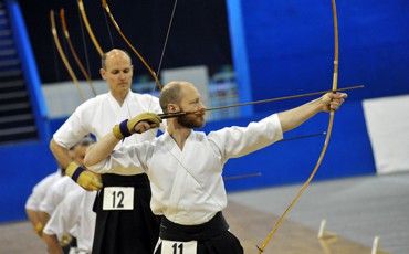 Кюдо - плавно в цель