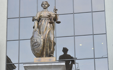 Обвиняемым позволят лучше готовиться к защите