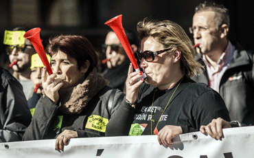 Подземка бунтует