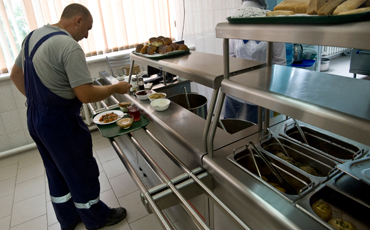 Кто работает - как ест?