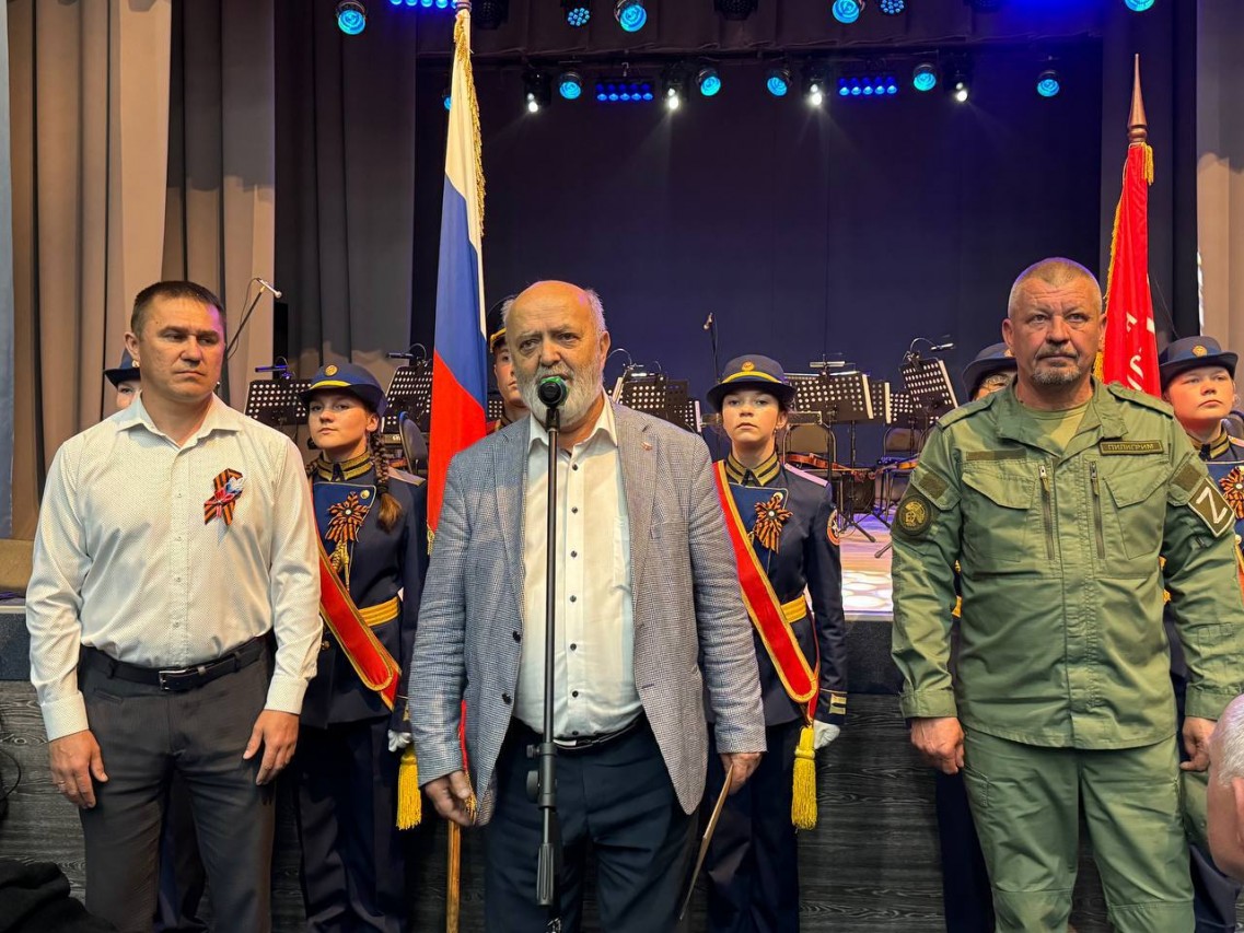 Издание книги "Герои моей семьи" Издание книги "Герои моей семьи"