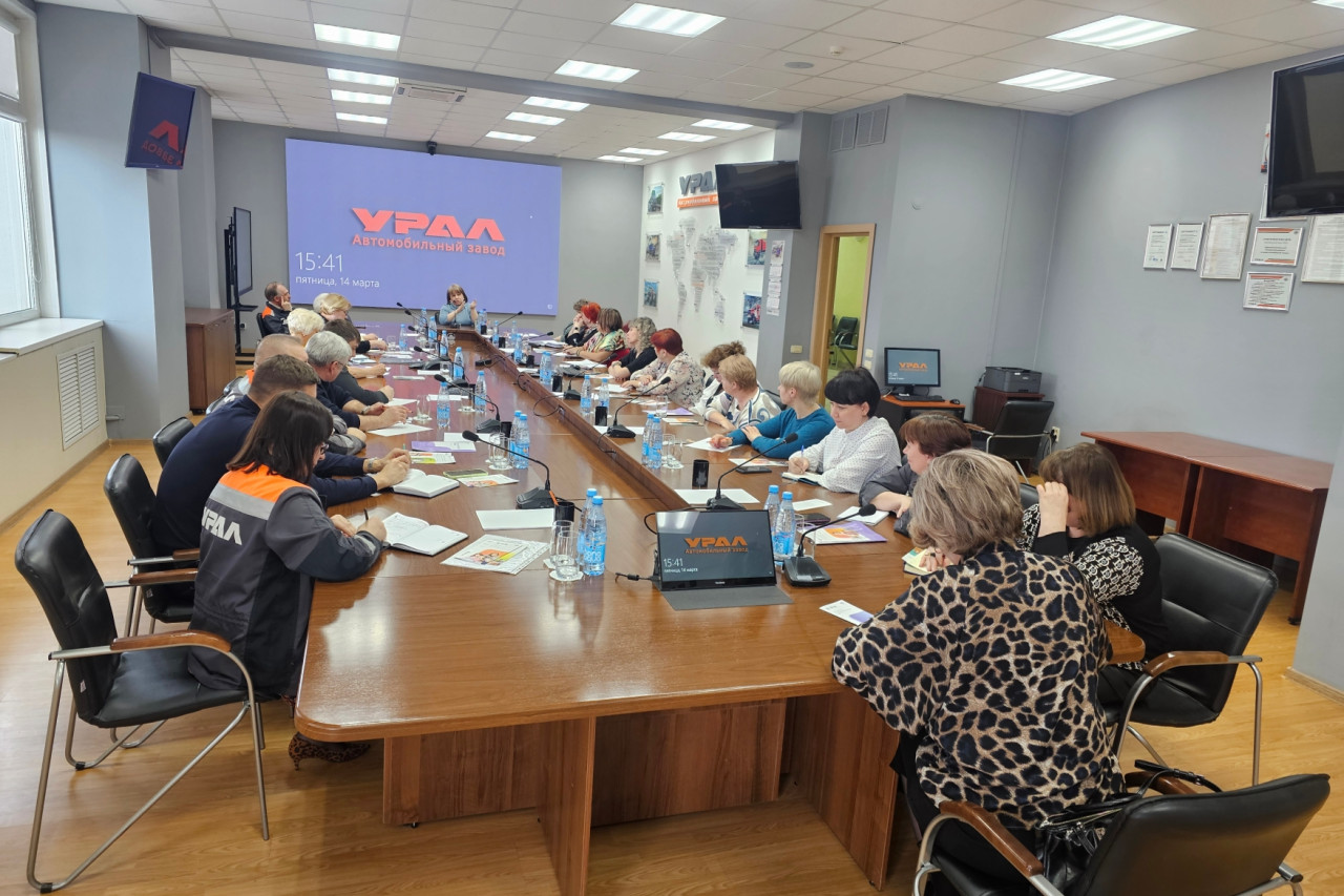 Оформление пенсионных прав работникам предприятия - членам профсоюза