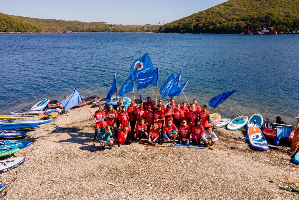 SUP-флешмоб во Всемирный день борьбы профсоюзов за достойный труд SUP-флешмоб во Всемирный день борьбы профсоюзов за достойный труд