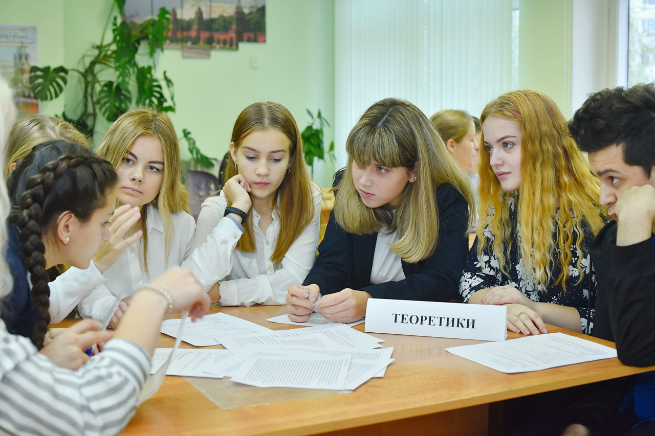 "Месячник Профсоюзных уроков" в рамках всемирной акции профсоюзов "За достойный труд!"
