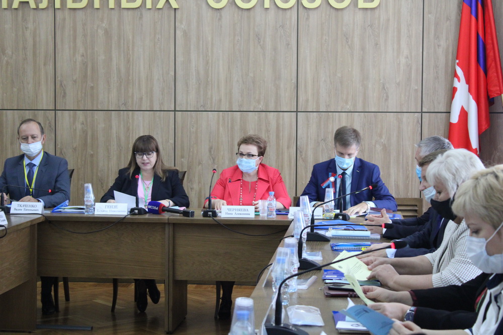 Научно-практическая конференция «Роль профсоюзов в защите социально-трудовых прав трудящихся Волгоградской области в современных условиях»