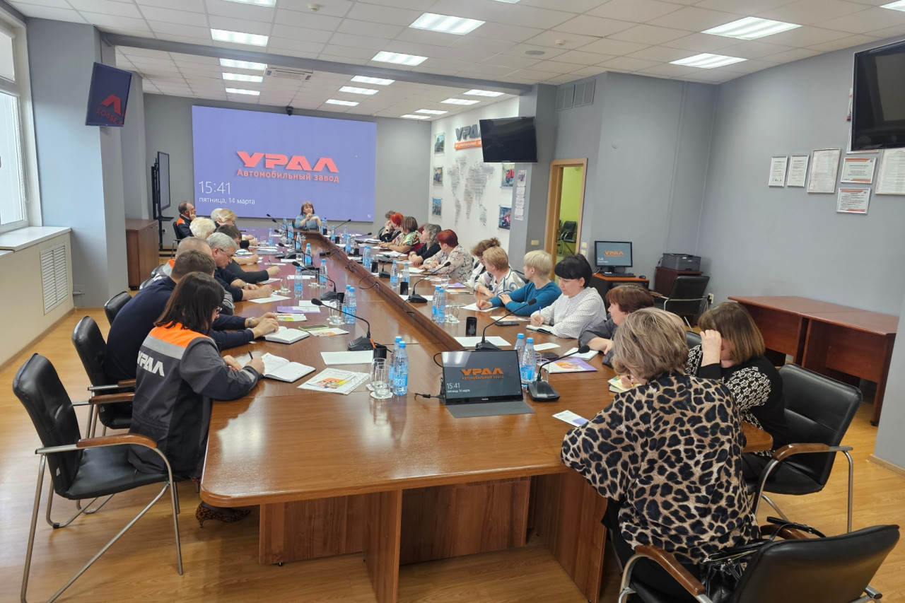Оформление пенсионных прав работникам предприятия - членам профсоюза