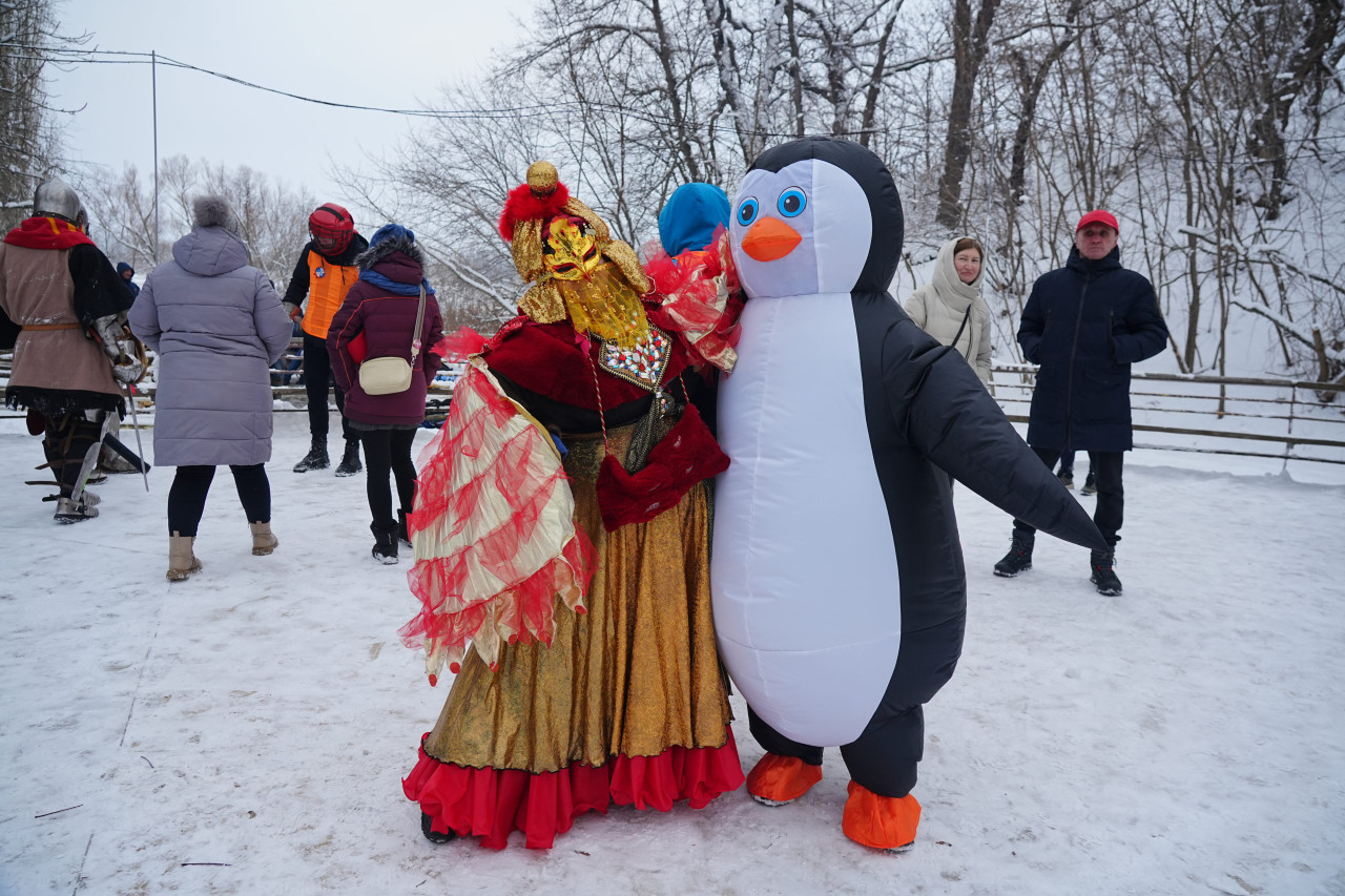 "Снежень"