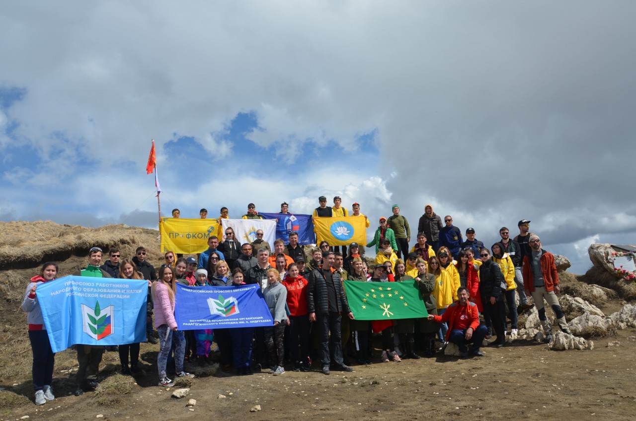 Патриотическая акция «Поклонимся великим тем годам!»