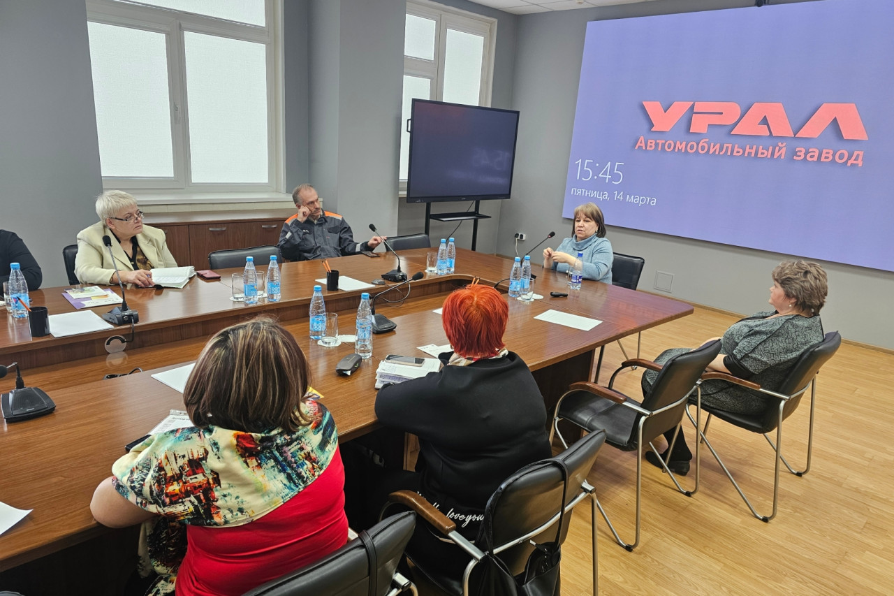 Оформление пенсионных прав работникам предприятия - членам профсоюза